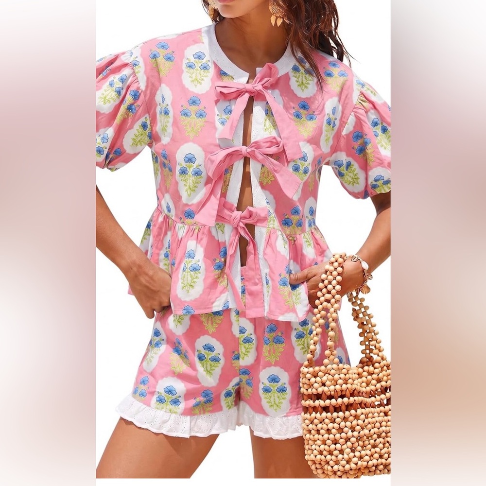 Two piece set